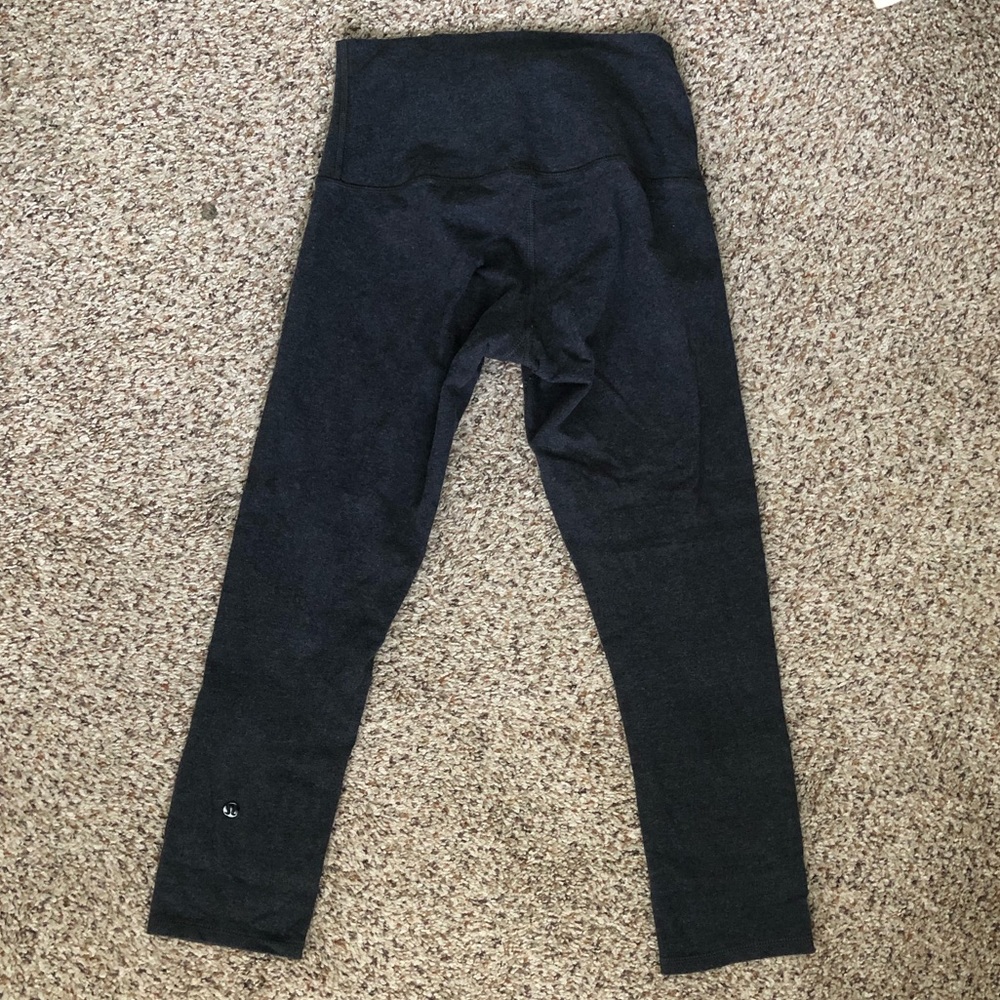 Lululemon High Rise Crop